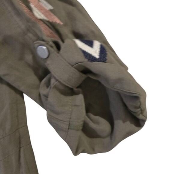 Miss Me Medium Green Aztec Shirt Top Jacket - Picture 3 of 6